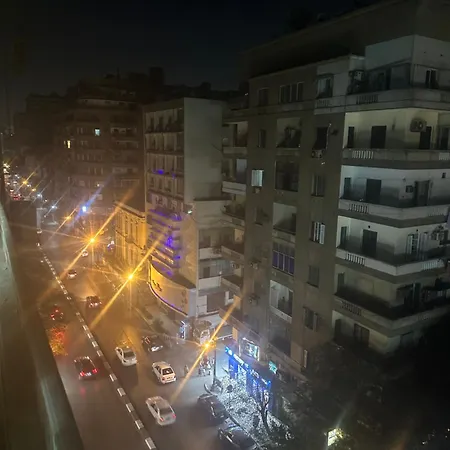 Beautiful Apartment In The Heart Of Cairo Exterior photo