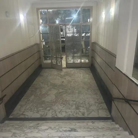 Beautiful Apartment In The Heart Of Cairo Exterior photo